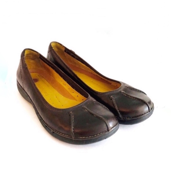 clarks unstructured pumps